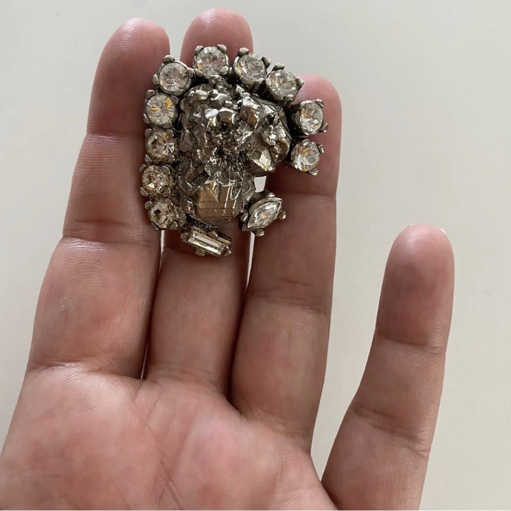 Yves Saint Laurent Crystal Cocktail Ring - Picture 4 of 10